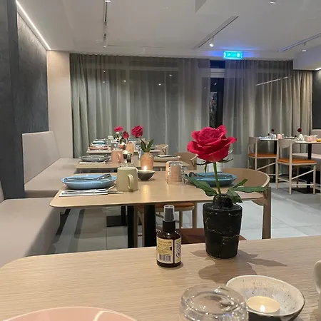 Hotel Lotus Reykjavík